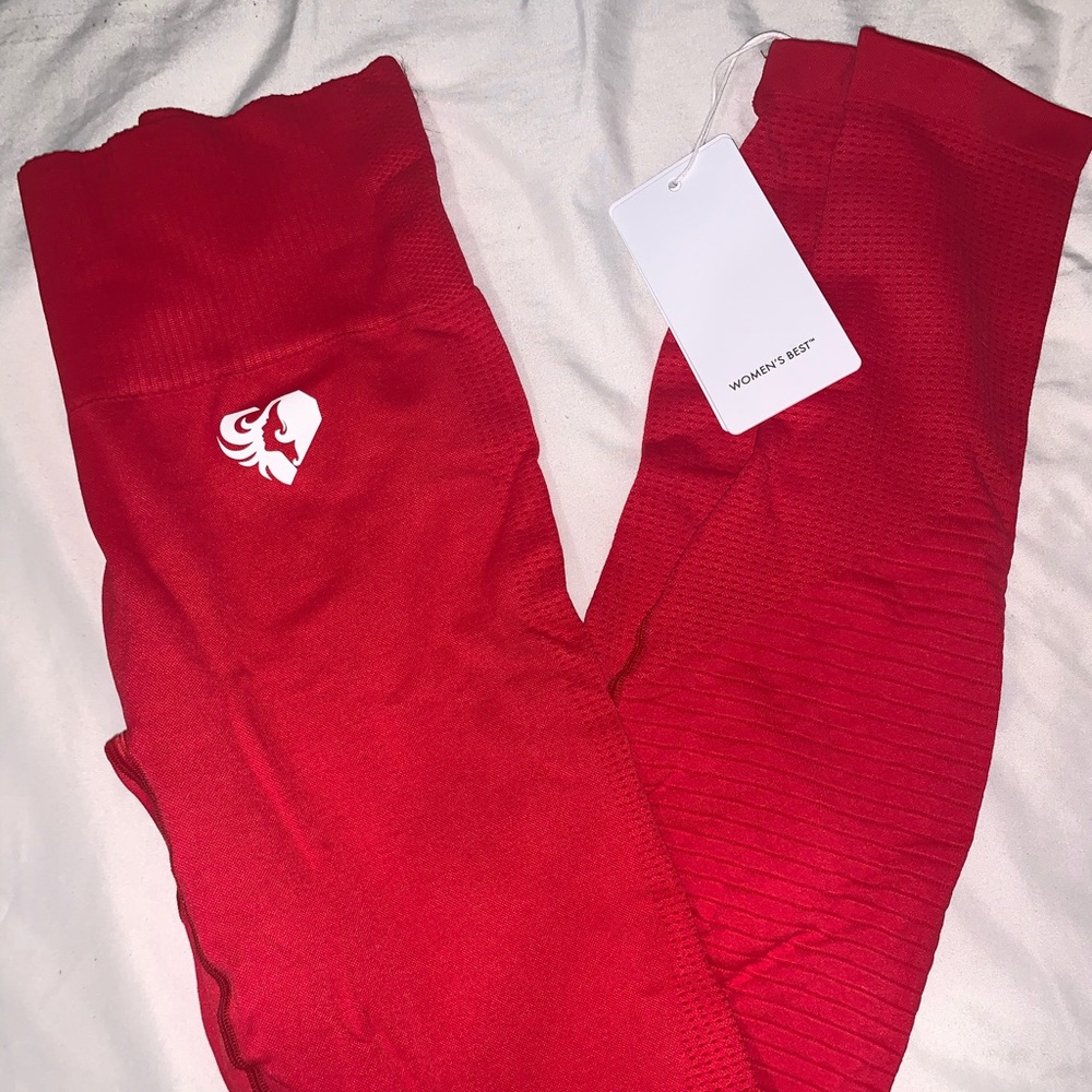 WOMENS BEST RED POWER SEAMLESS LEGGINGS SZ MEDIUM